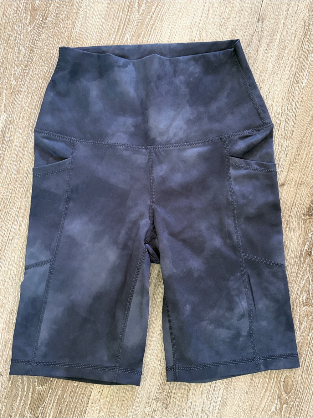 90 Degree By Reflex Women's Black Tie-Dye Bike Shorts